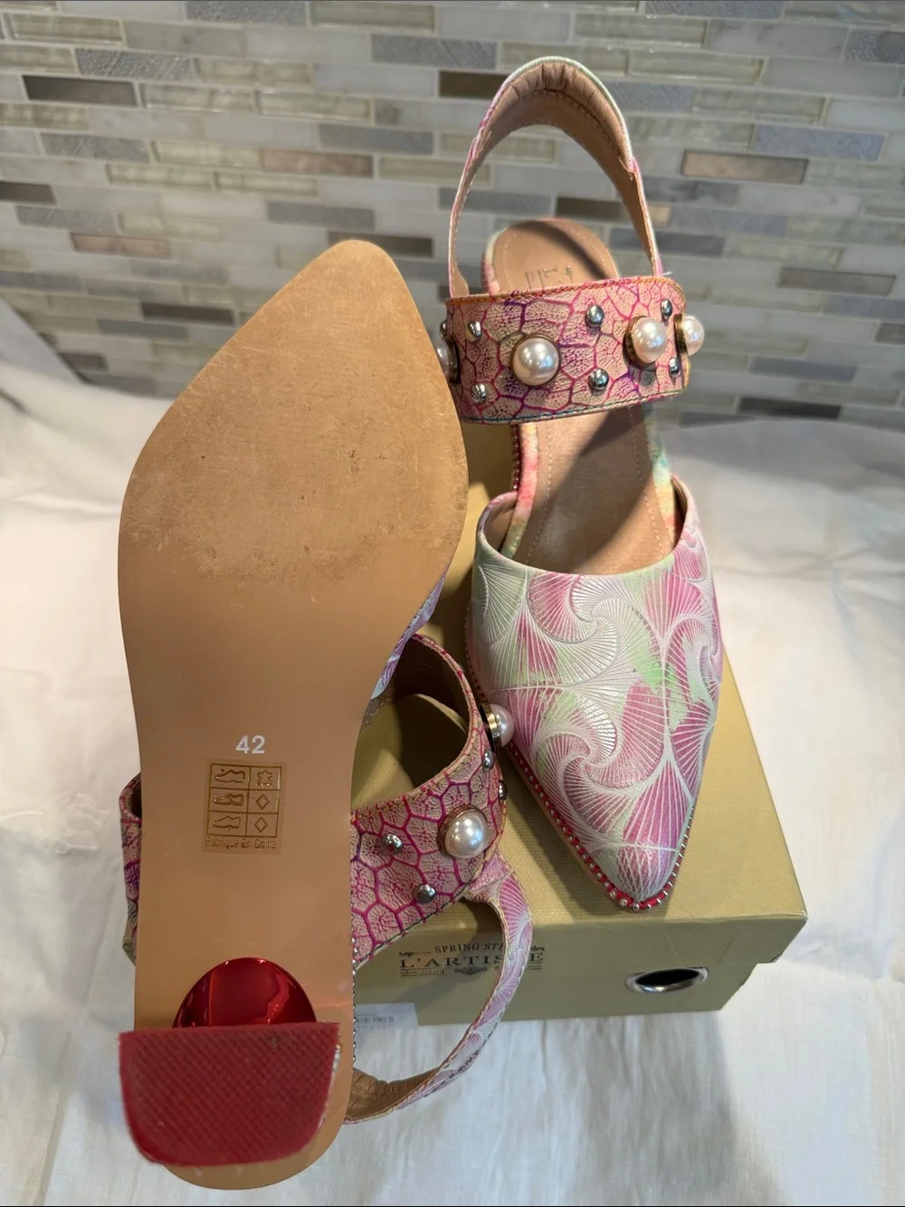 L'ATISTE Pastel Pink & Mint Pearl-Embellished Pointed Slingback Heels - Picture 5 of 6
